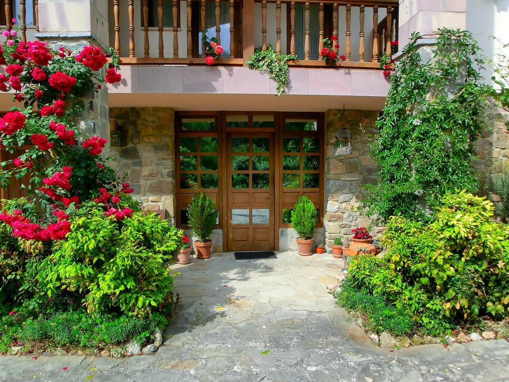 Apartamentos Javier Turieno Exterior photo