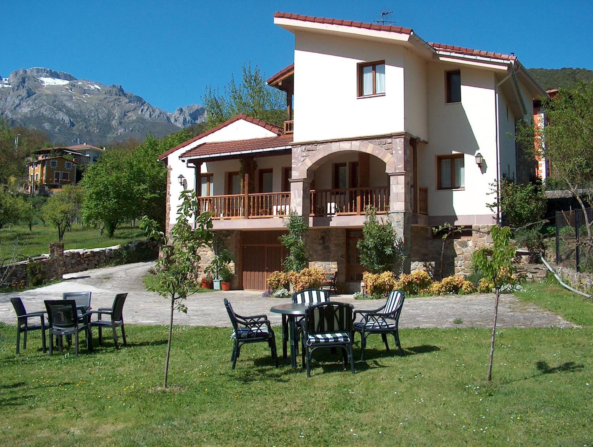 Apartamentos Javier Turieno Exterior photo